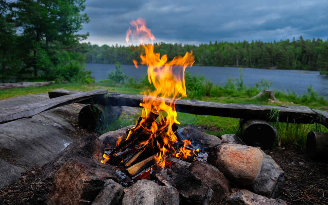 How to Start a Campfire Safely: Techniques and Tips